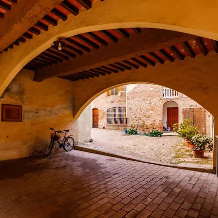 Apartament Guesthost - The Violinist's House *