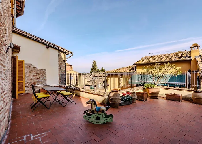 Guesthost - The Violinist's House Siena