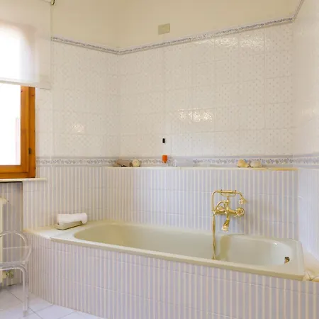 The Violinist S House - In The Heart Of *